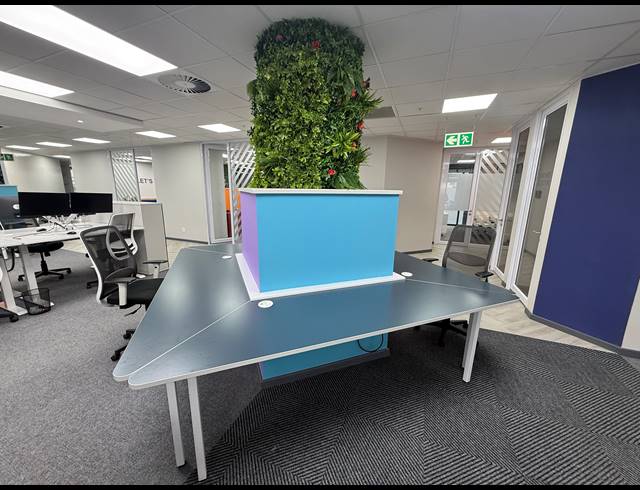 1,770M² OFFICE TO LET IN SANDOWN